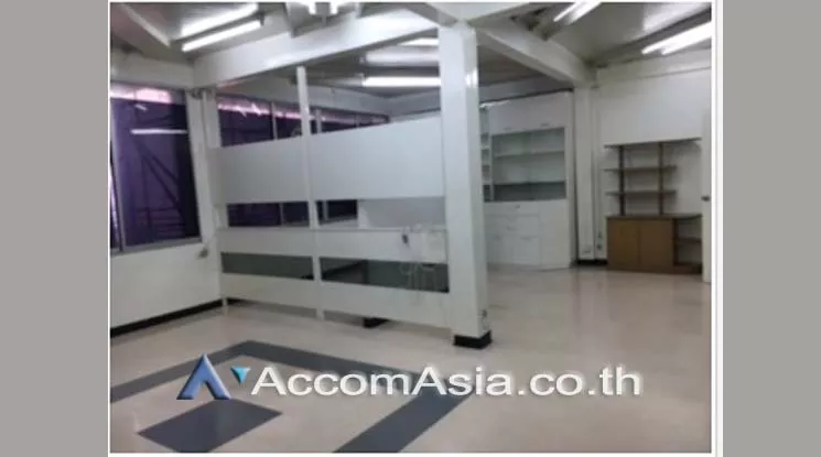  1  Office Space For Rent in sukhumvit ,Bangkok BTS Asok AA16374